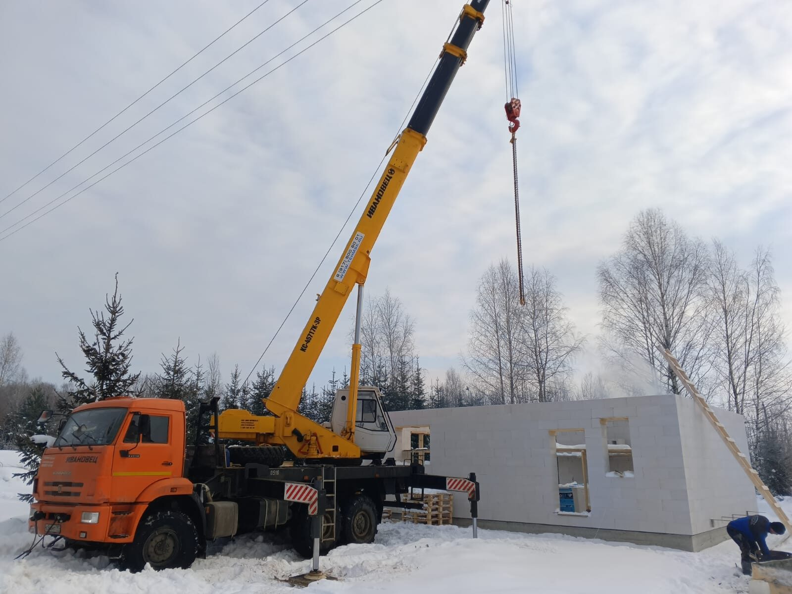 Аренда автокрана вездехода Ивановец 25 тонн стрела 31 метр в Бишкеке